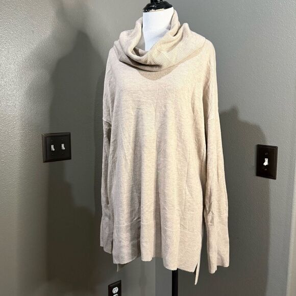 LOFT Ann Taylor Cowl Neck Tunic Sweater in Taupe Oversized - Picture 2 of 11